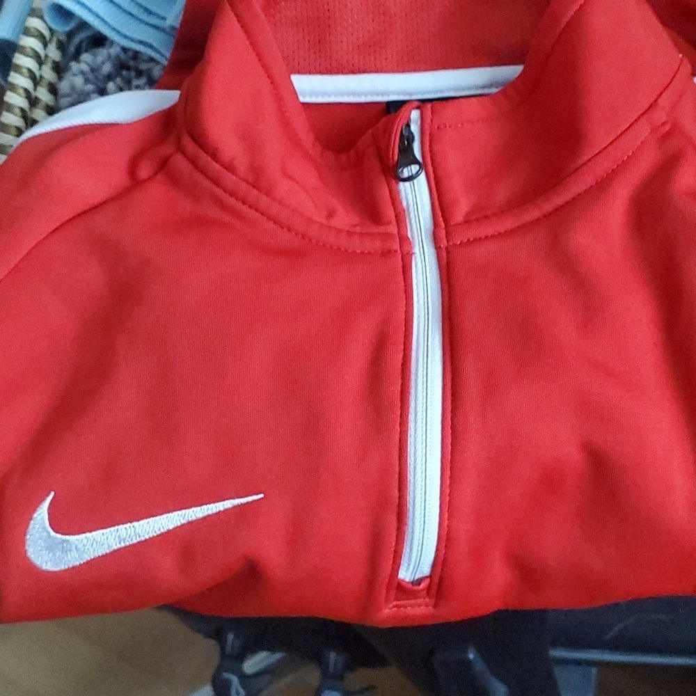 Nike pullover